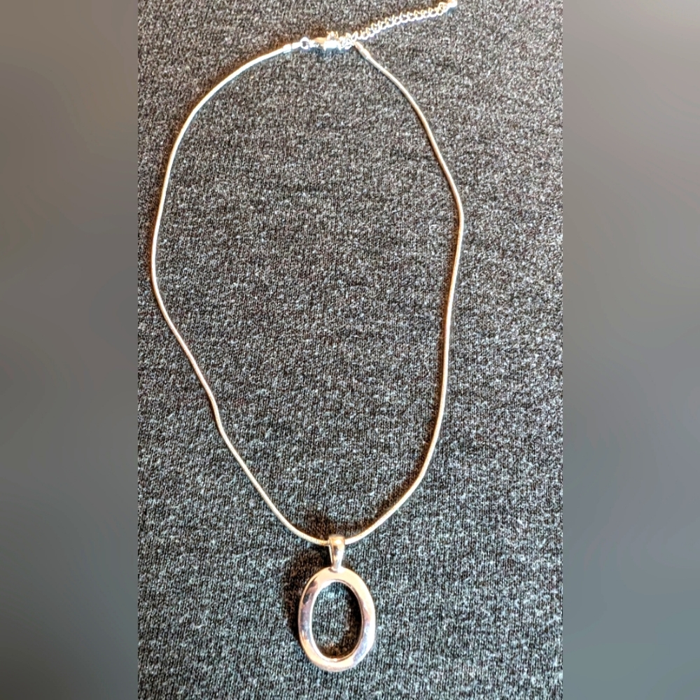 Vintage Silver colored necklace